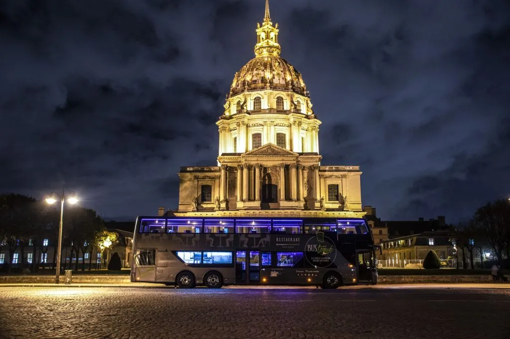 Bus Toqué Paris: le Champs-Elysées:Tour with Parisian 5-Course Luxury Dinner