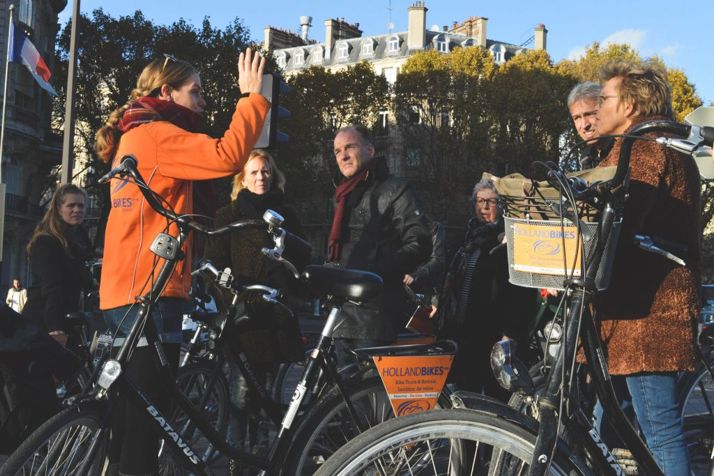 Paris: Hidden Gems Bike Tour