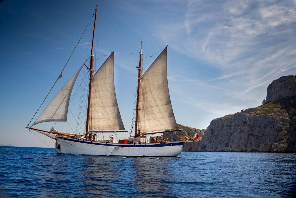 Marseille : Navigation dans les Calanques avec déjeuner et boissons