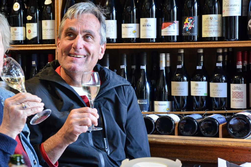 Paris: Champagne and Food Tour