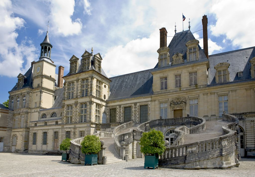 Château de Fontainebleau & Château de Vaux-le-Vicomte: Daytrip from Paris