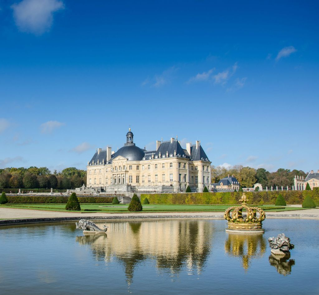 Château de Fontainebleau & Château de Vaux-le-Vicomte: Daytrip from Paris