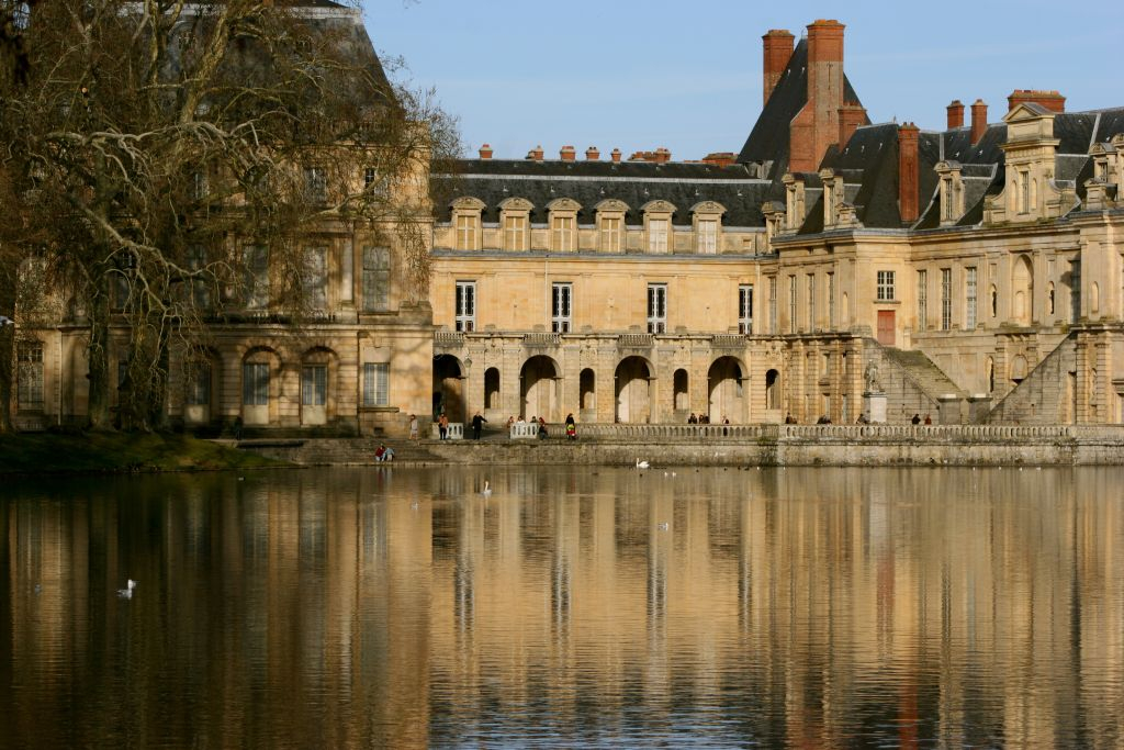 Château de Fontainebleau & Château de Vaux-le-Vicomte: Daytrip from Paris