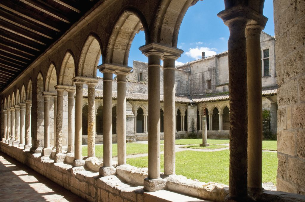 Saint-Émilion Village: Full-Day Wine Tour from Bordeaux