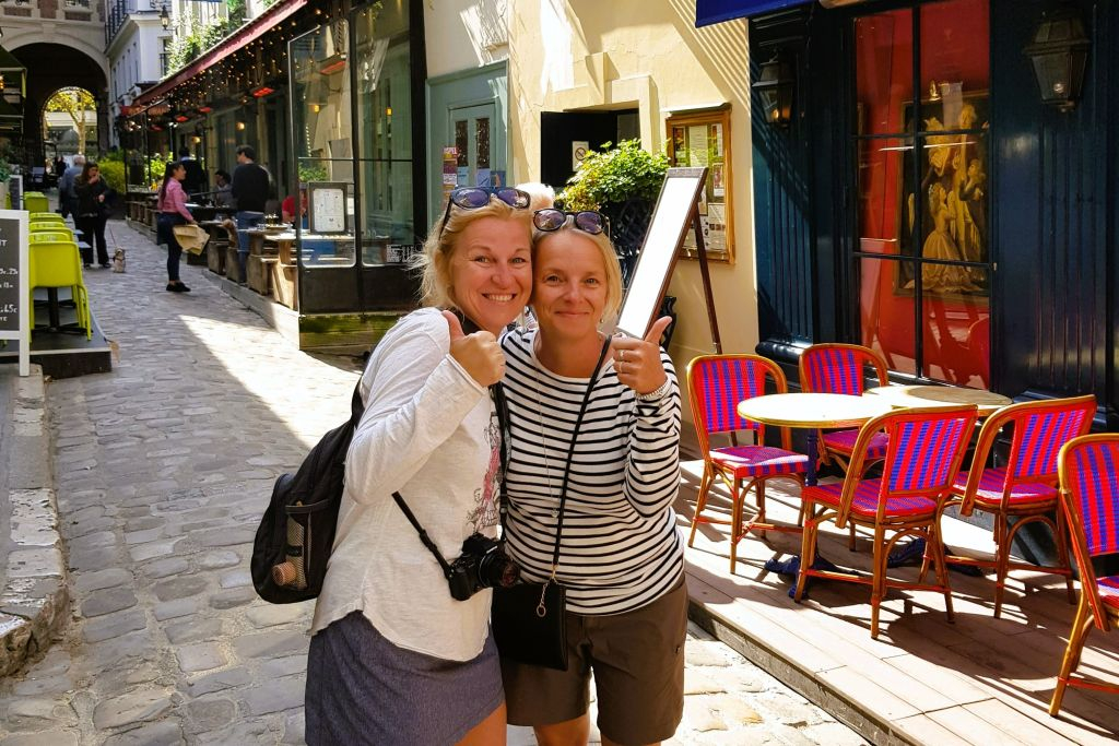 Paris: Charming Nooks and Crannies Tour