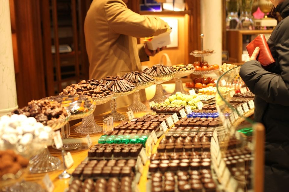 Paris : Visite guidée du chocolat, de la pâtisserie et des macarons à Saint-Germain