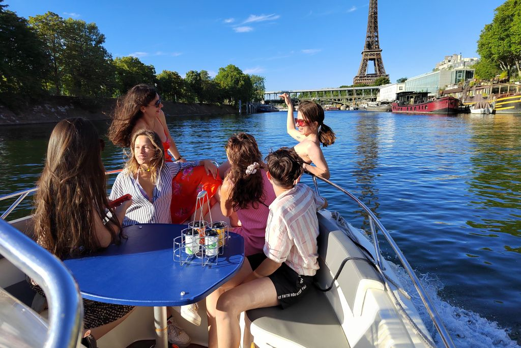 Private Boat Trip to Paris