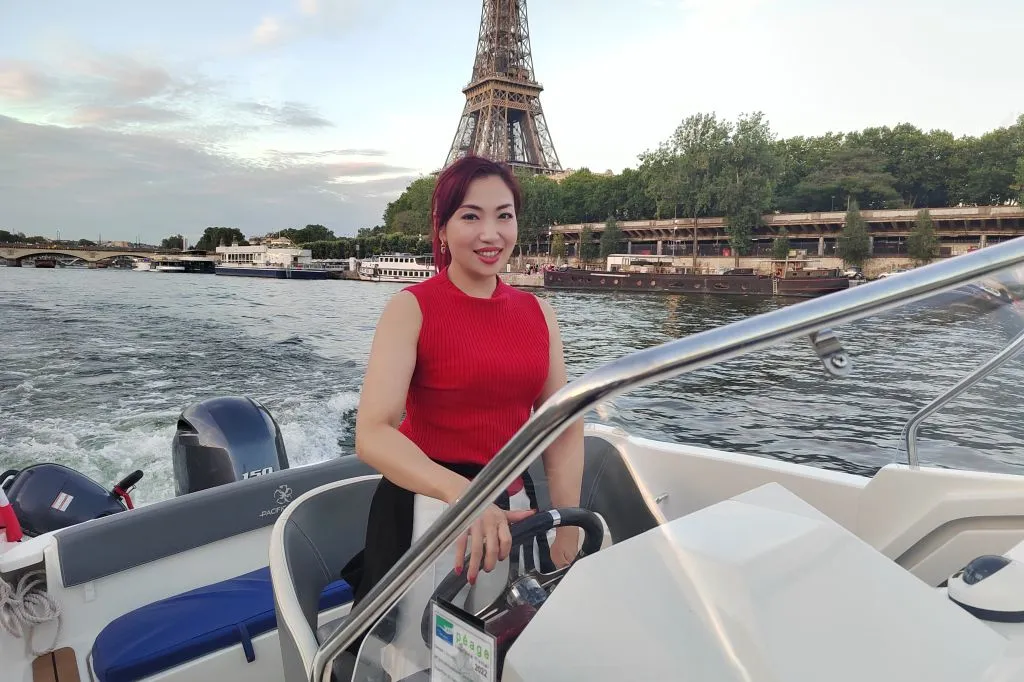 Private Boat Trip to Paris