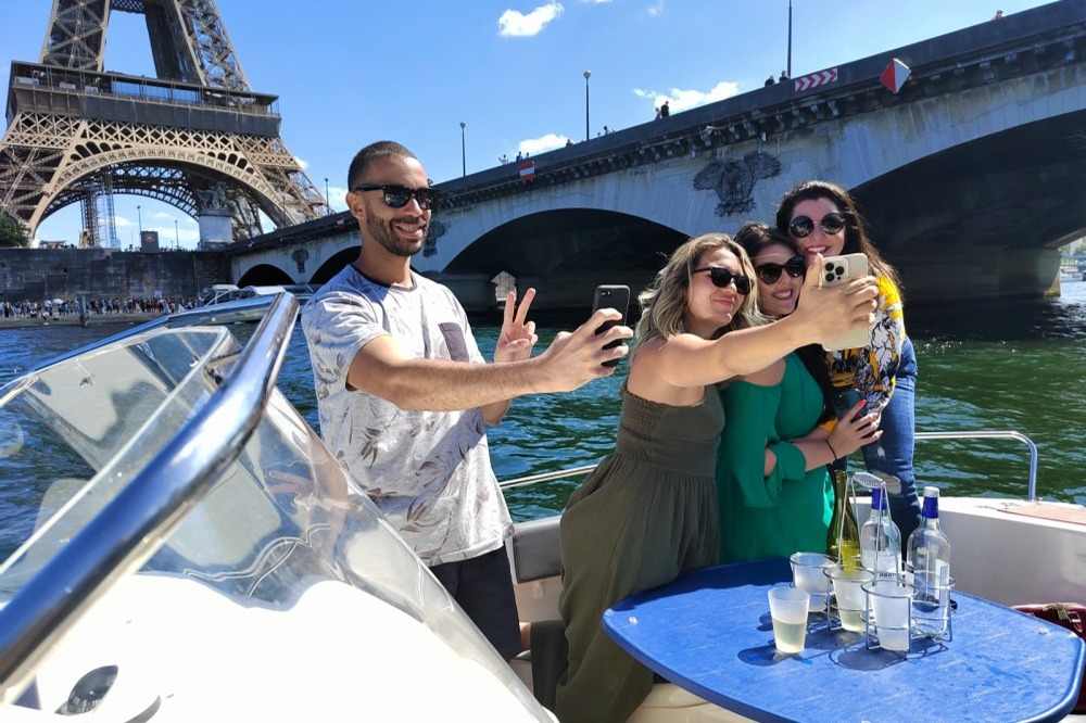 Private Boat Trip to Paris