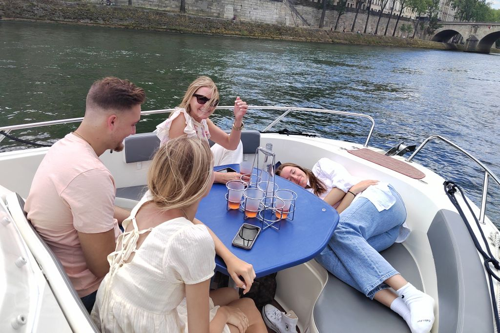 Private Boat Trip to Paris