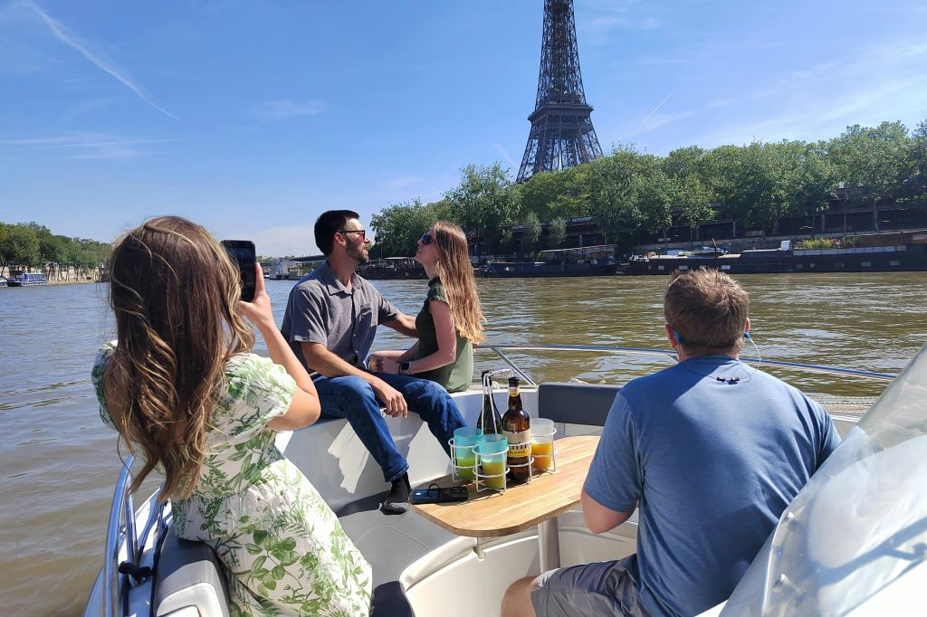 Private Boat Trip to Paris