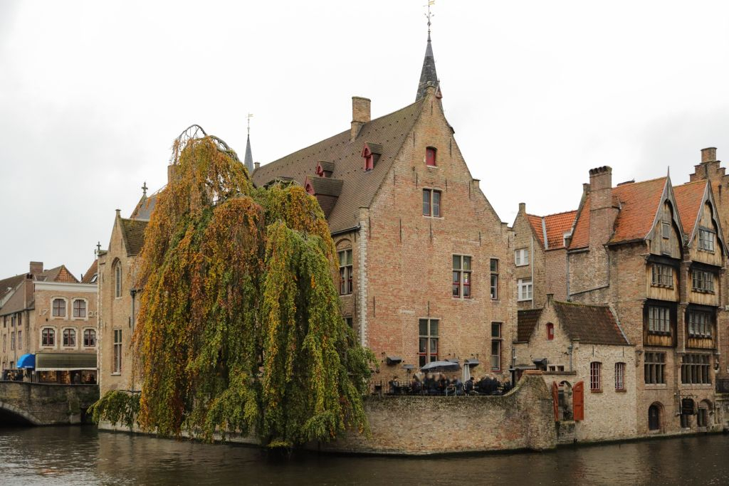 Bruges: Audio-Guided Trip from Paris