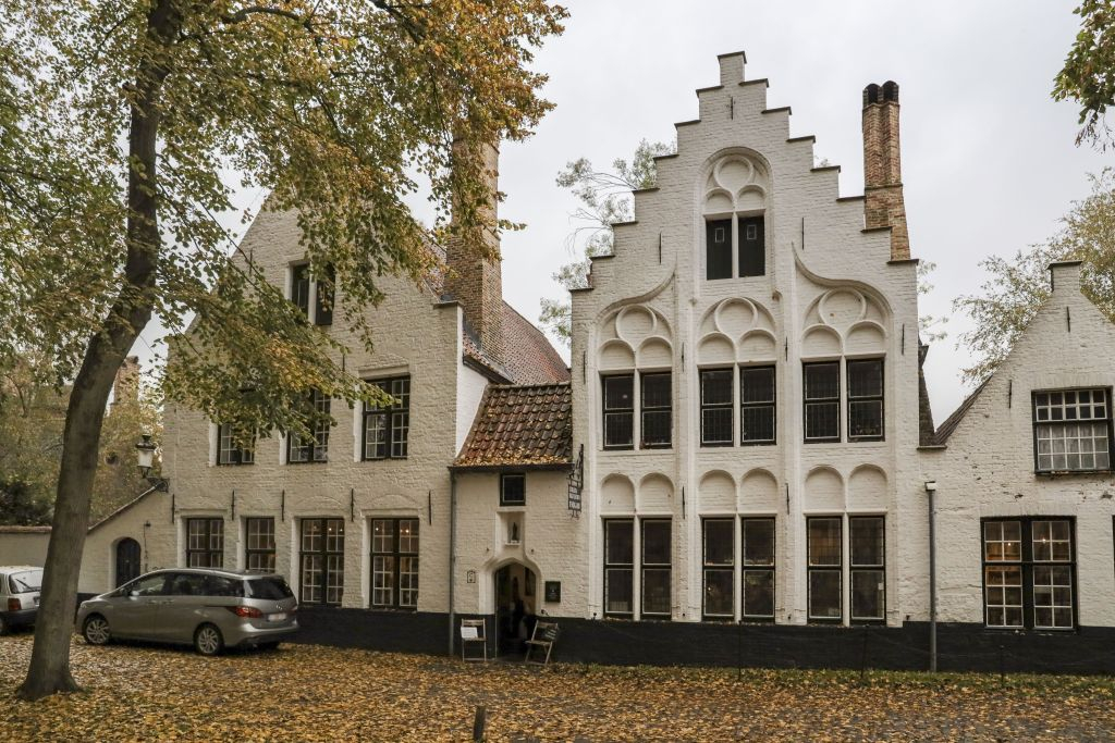 Bruges: Audio-Guided Trip from Paris