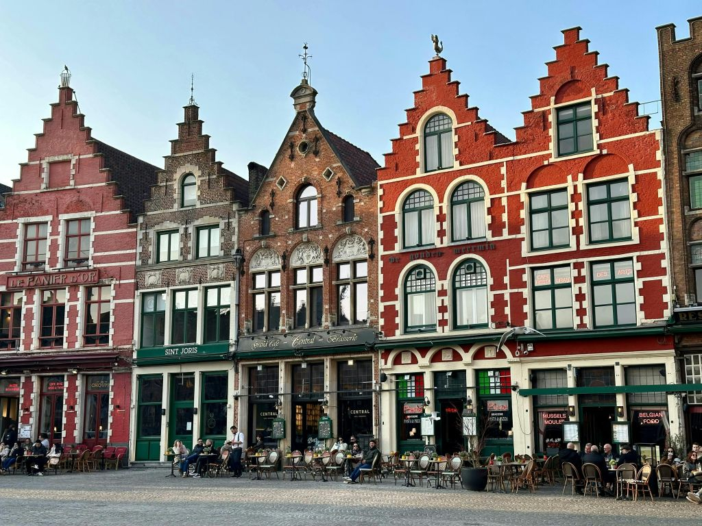 Bruges: Audio-Guided Trip from Paris