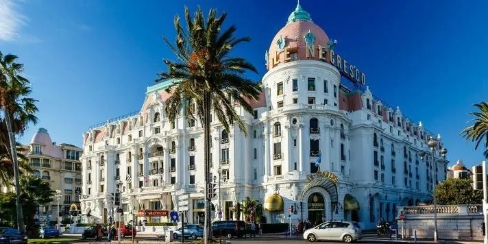 Panoramic Tour of Nice on E-Bike