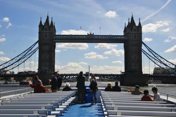 London: Westminster to Tower Bridge Thames River Cruise
