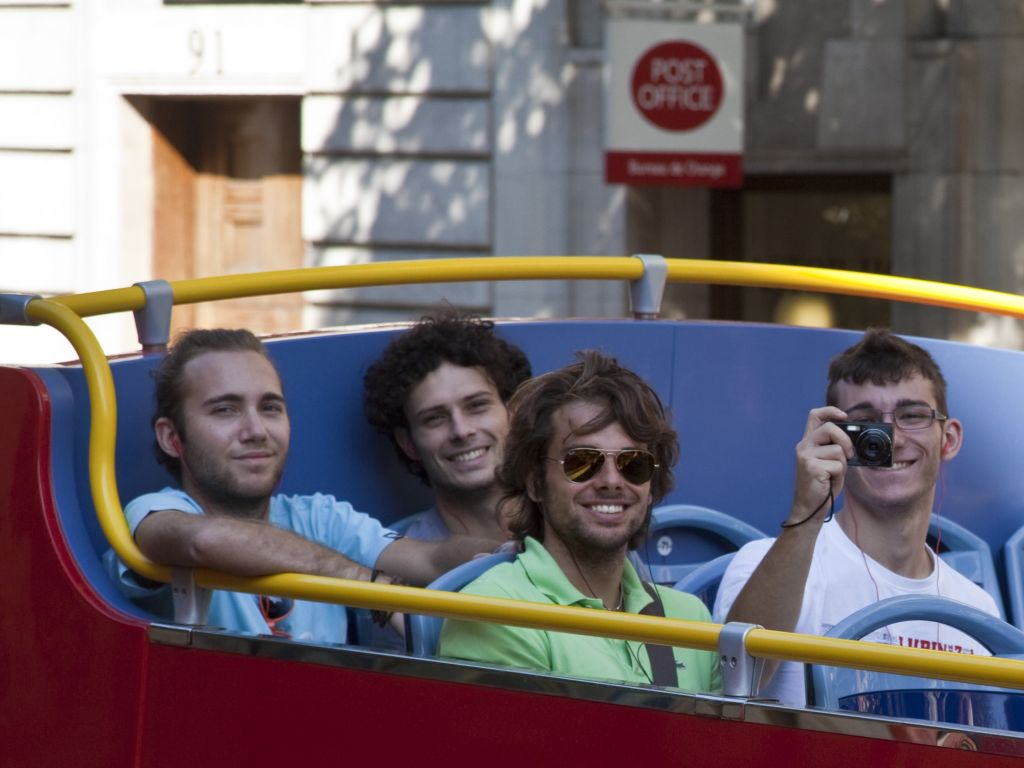 Tootbus London: Hop-on Hop-off Bus Tour