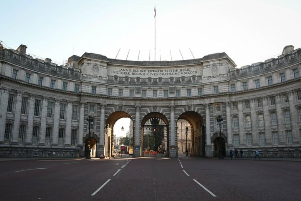 Palazzi e Parlamento di Londra - Tour a Piedi per Gruppi Ristretti