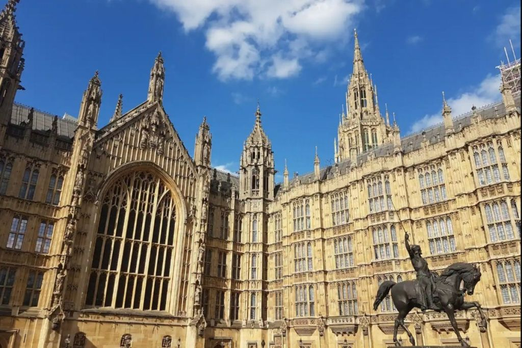 Palazzi e Parlamento di Londra - Tour a Piedi per Gruppi Ristretti