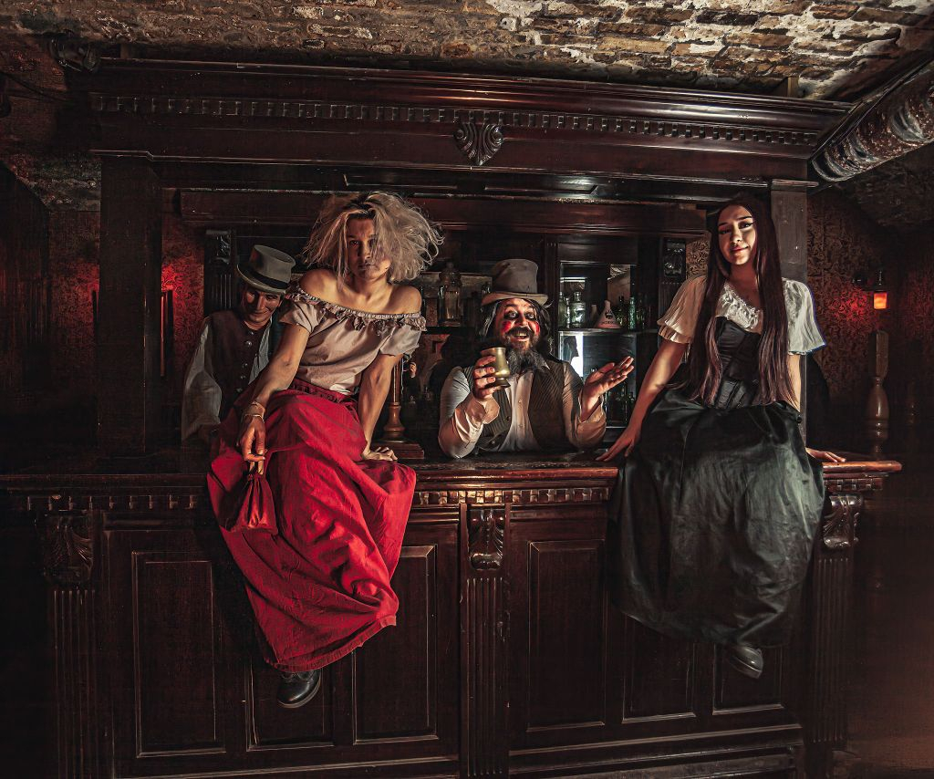 The London Bridge Experience: Entry Ticket + Drink