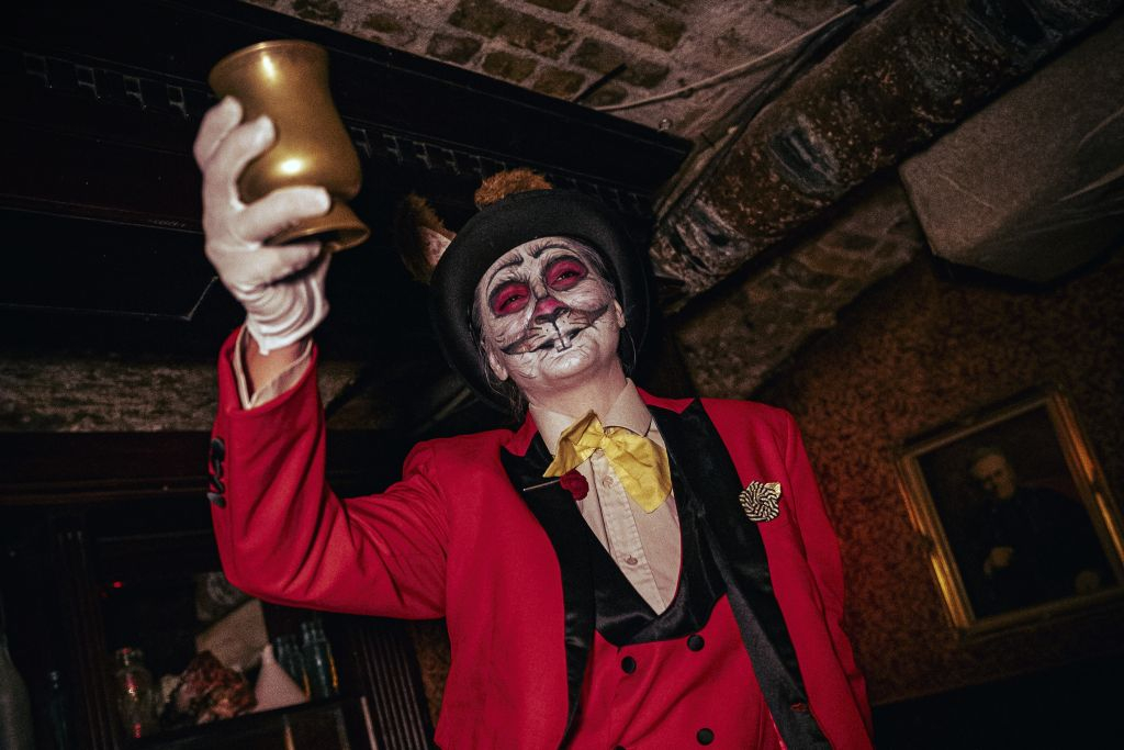The London Bridge Experience: Entry Ticket + Drink