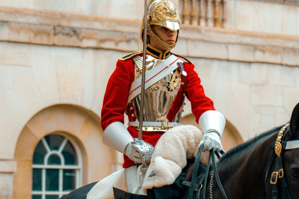 London: Changing of the Guard Walking Tour