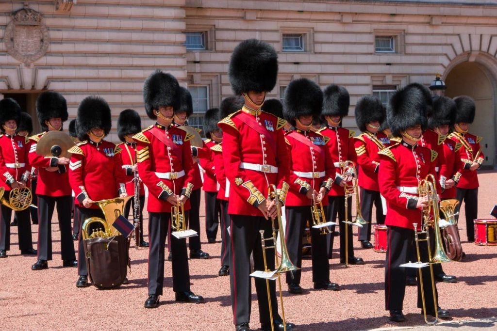 London: Changing of the Guard Walking Tour