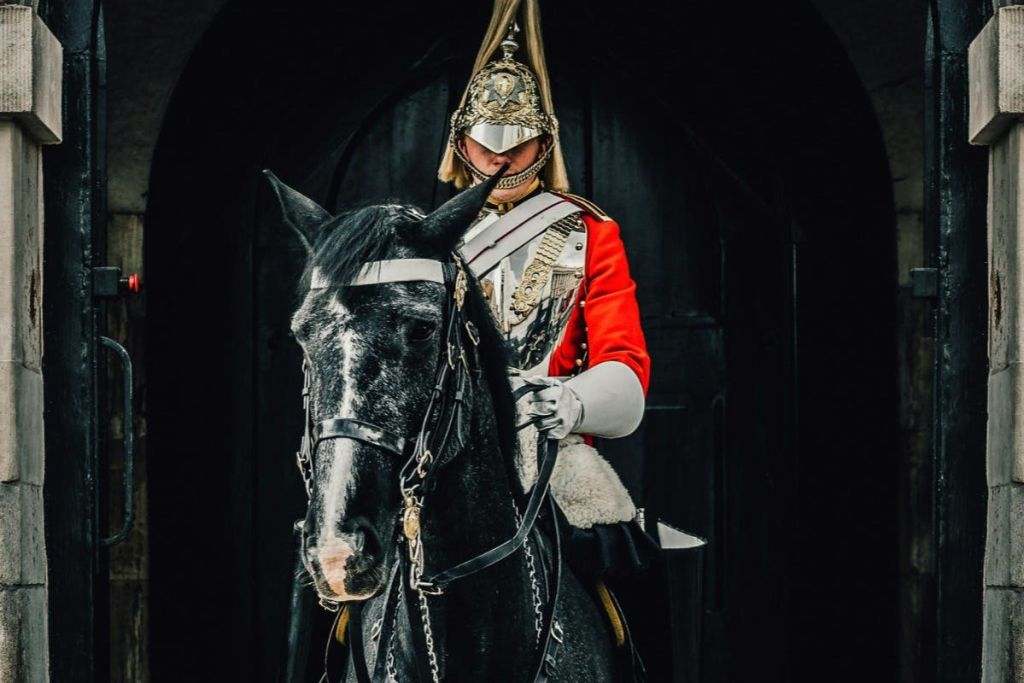 London: Changing of the Guard Walking Tour