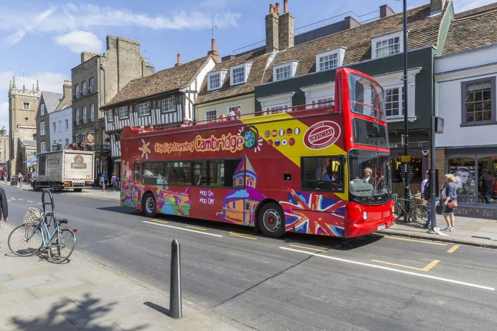 Hop-on Hop-off Bus Cambridge
