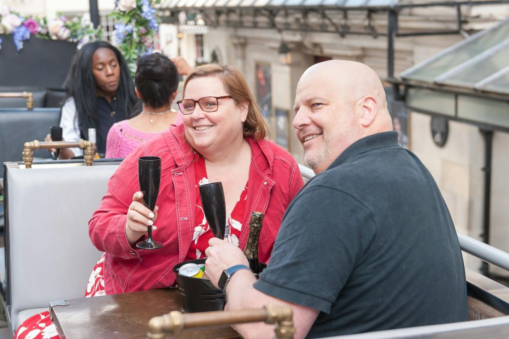 Tootbus London: Bar Bus Tour