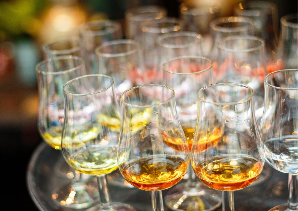 Manchester Gin Distillery Tour: Taste The Distillery