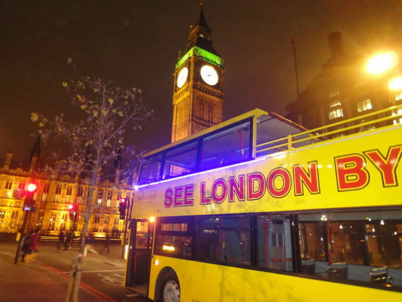 London by Night: Bus Tour with Live Guide