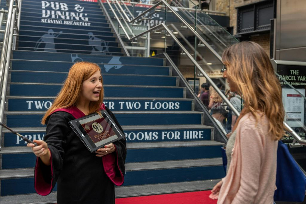 London: Harry Potter Film Locations Guided Tour + Audio Guide