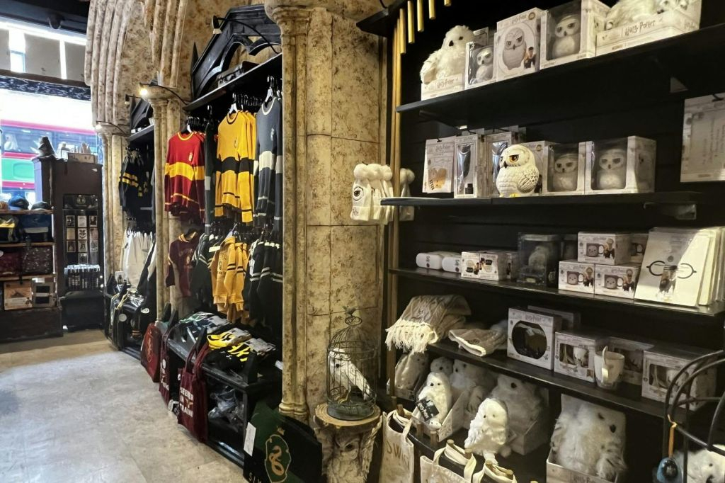 London: Harry Potter Film Locations Guided Tour + Audio Guide