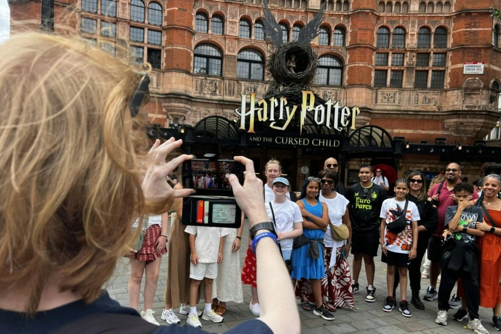 London: Harry Potter Film Locations Guided Tour + Audio Guide