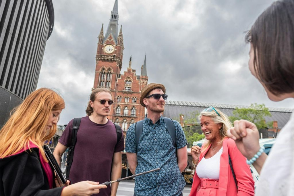 London: Harry Potter Film Locations Guided Tour + Audio Guide