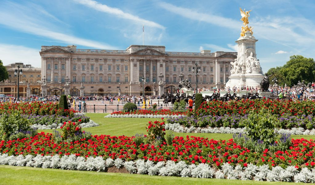 Changing of the Guard: Guided Tour