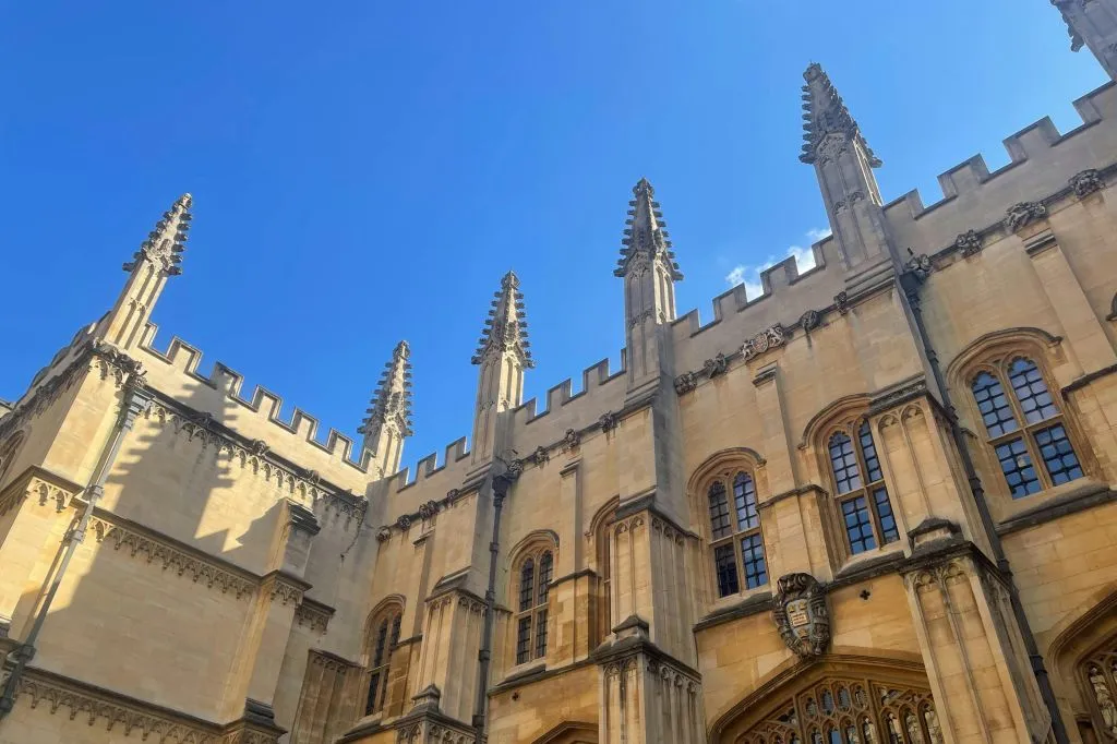 Official Oxford University & City Walking Tour