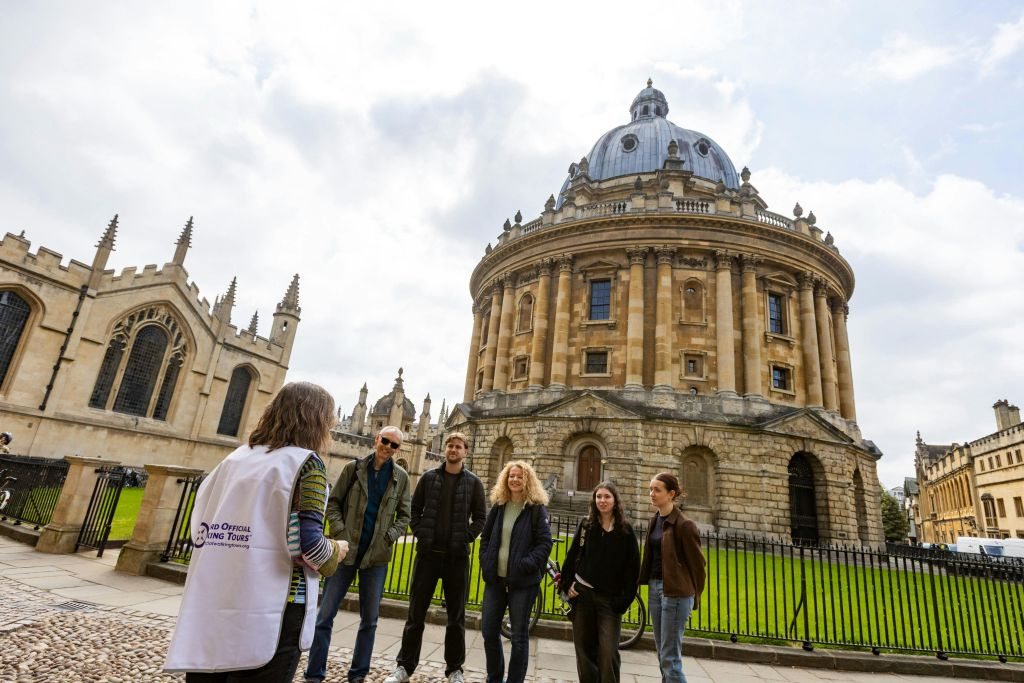 Official Oxford University & City Walking Tour