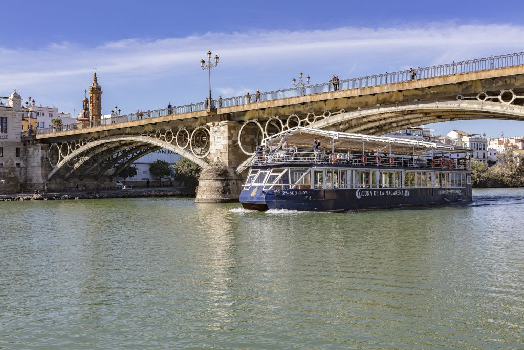 Cruceros Torre del Oro