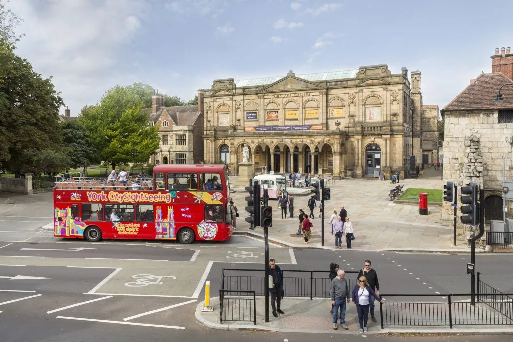 Hop-On Hop-Off Bus York