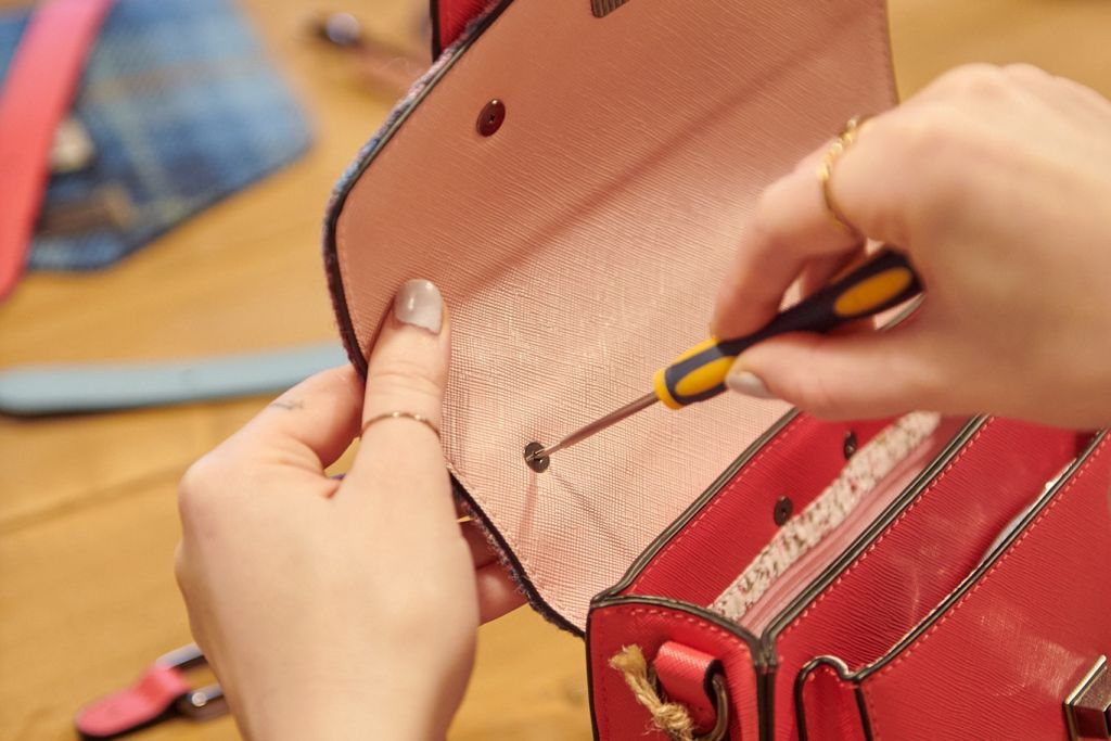 Edinburgh: Islander Handbag Workshop Experience