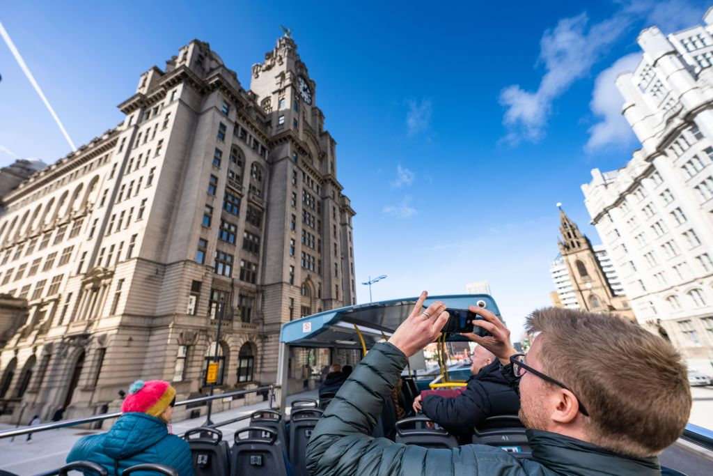 Crucero por el río de Liverpool y recorrido en autobús turístico