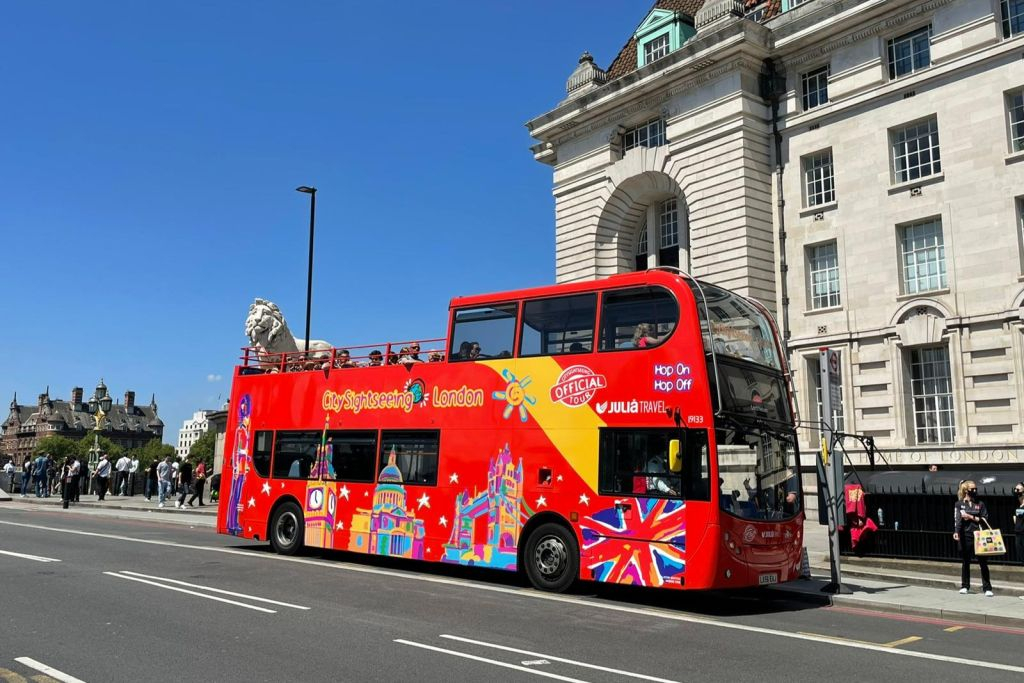 City Sightseeing London: Hop-on Hop-off Bus Tour