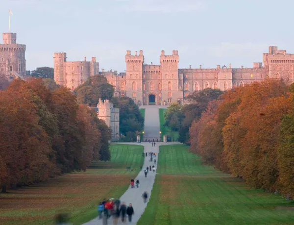 Stonehenge, Bath e Castelo de Windsor: Viagem de um dia saindo de Londres com entrada para Bath