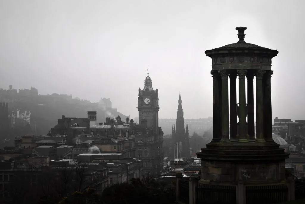 Edinburgh: City Audio Guide App for Your Smartphone