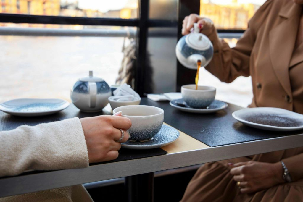 London: Afternoon Tea Cruise