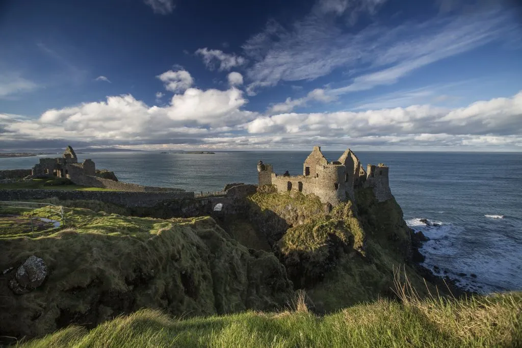 Giant’s Causeway Tour + Game of Thrones Filming Locations Tour from Belfast