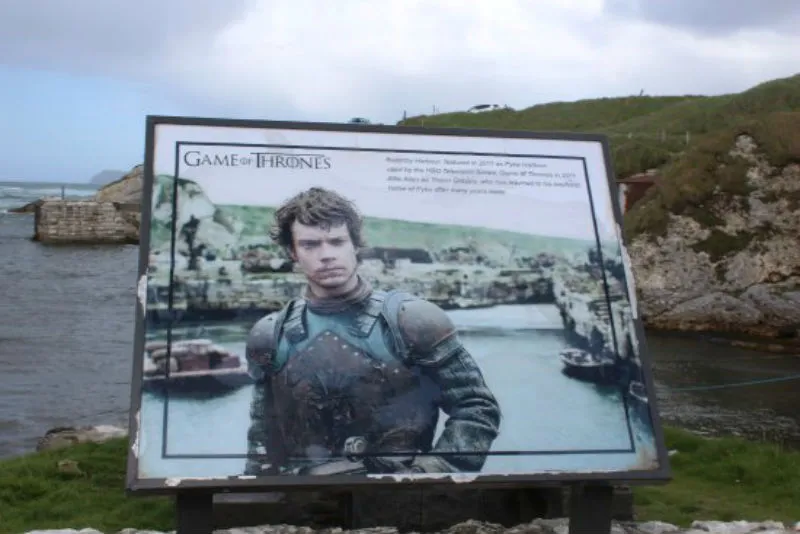 Giant’s Causeway Tour + Game of Thrones Filming Locations Tour from Belfast