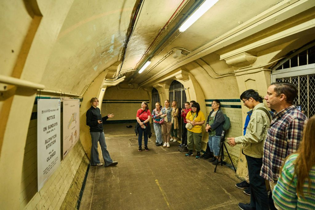 London Aldwych: Hidden Tube Station Tour